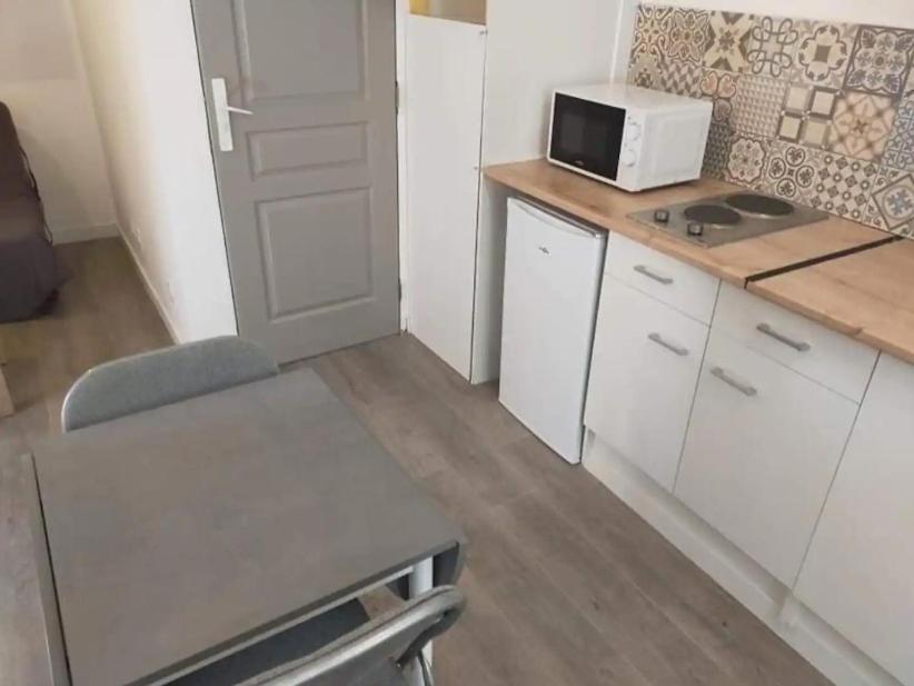 Tres Sympathique Appartement Plein Coeur De Ville Perpiñán Exterior foto
